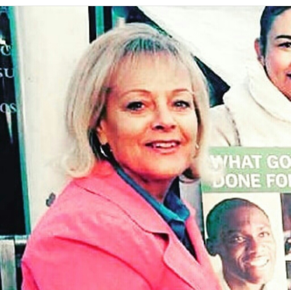 Meet your Posher, Carla